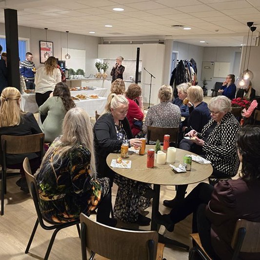 a9e535ce-9318-4439-9714-014d0bba0781-copy