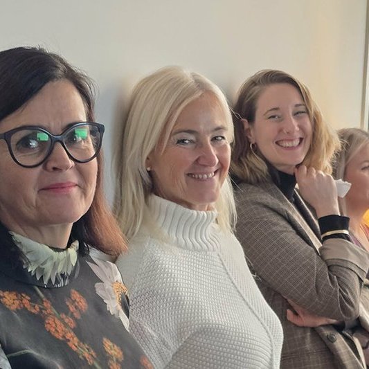 18c83679-025a-4b6a-8235-7ce719997d41-copy