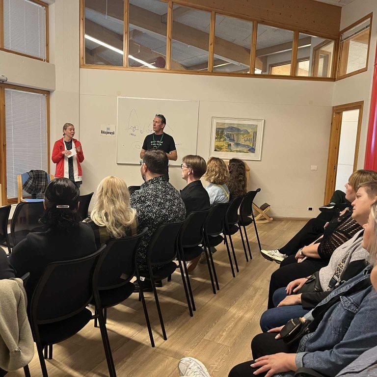 b52e29b4-1abf-4175-9e02-2519a7f94908-copy