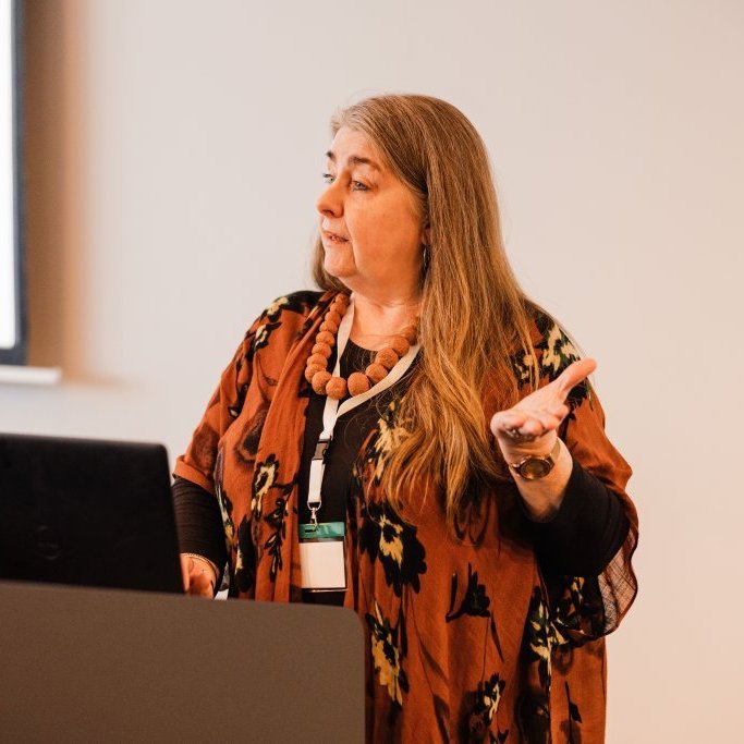 Sveindís Valdimarsdóttir frá Ísbrú, félag kennara sem kenna íslensku sem annað mál