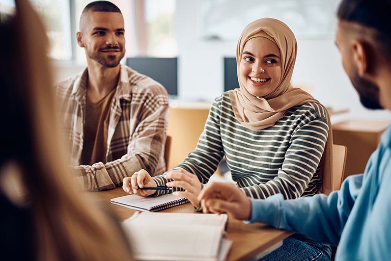 íslenska 2 og atvinnulífið fyrir arabískumælandi.jpg