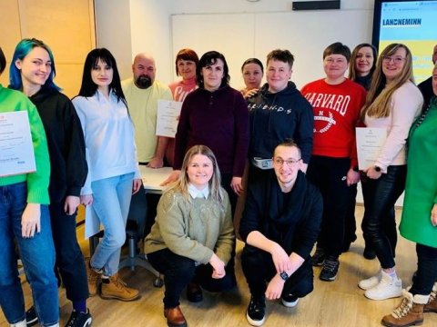 Samfélagsfræðsla fyrir úkraínskumælandi