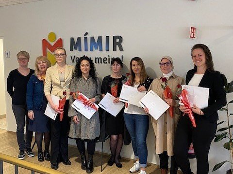 Útskrift samfélagstúlka